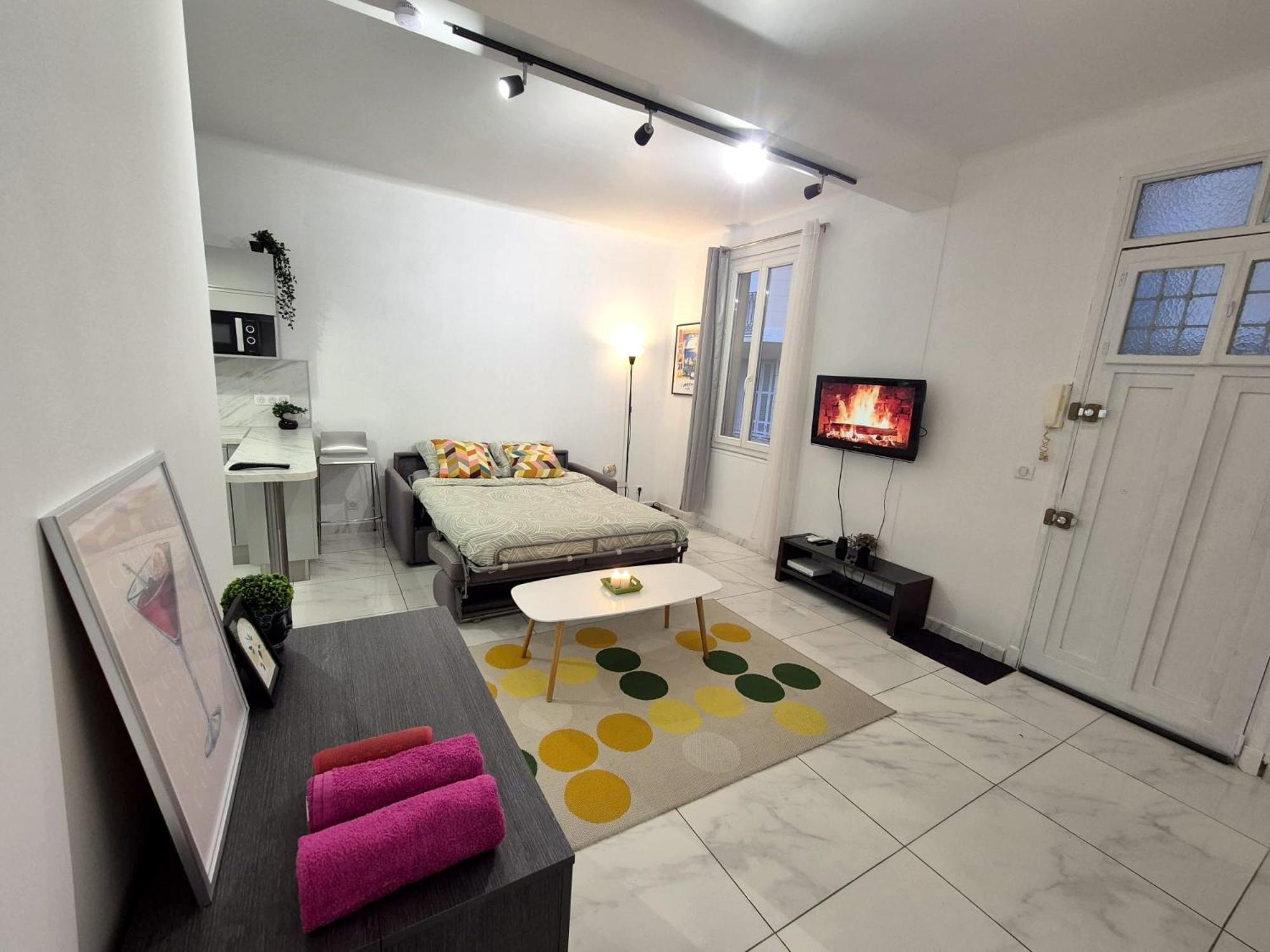 Studio Renove Au Centre Ville Nice Buitenkant foto