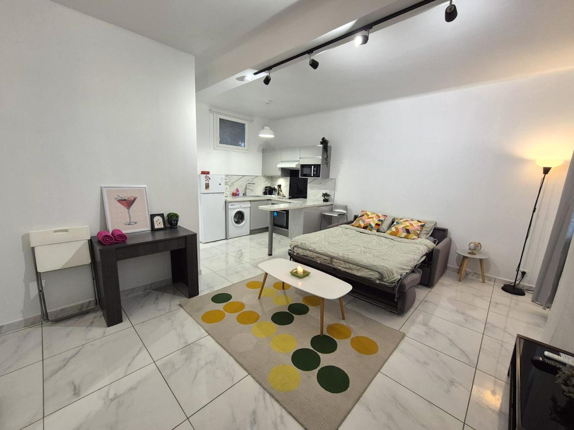 Studio Renove Au Centre Ville Nice Buitenkant foto